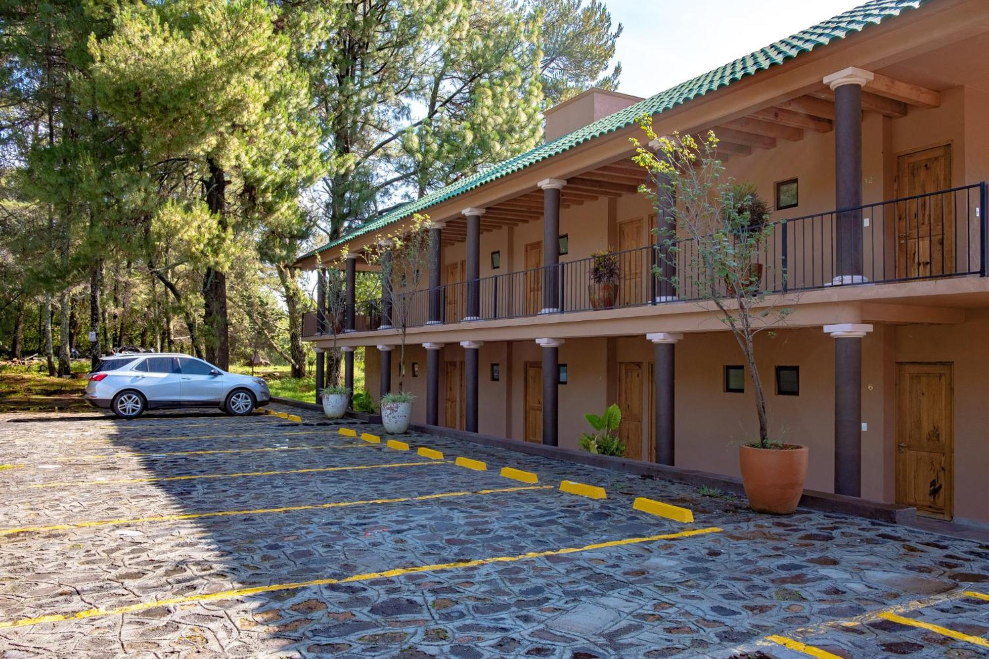 Zirahuen Forest And Resort Dış mekan fotoğraf