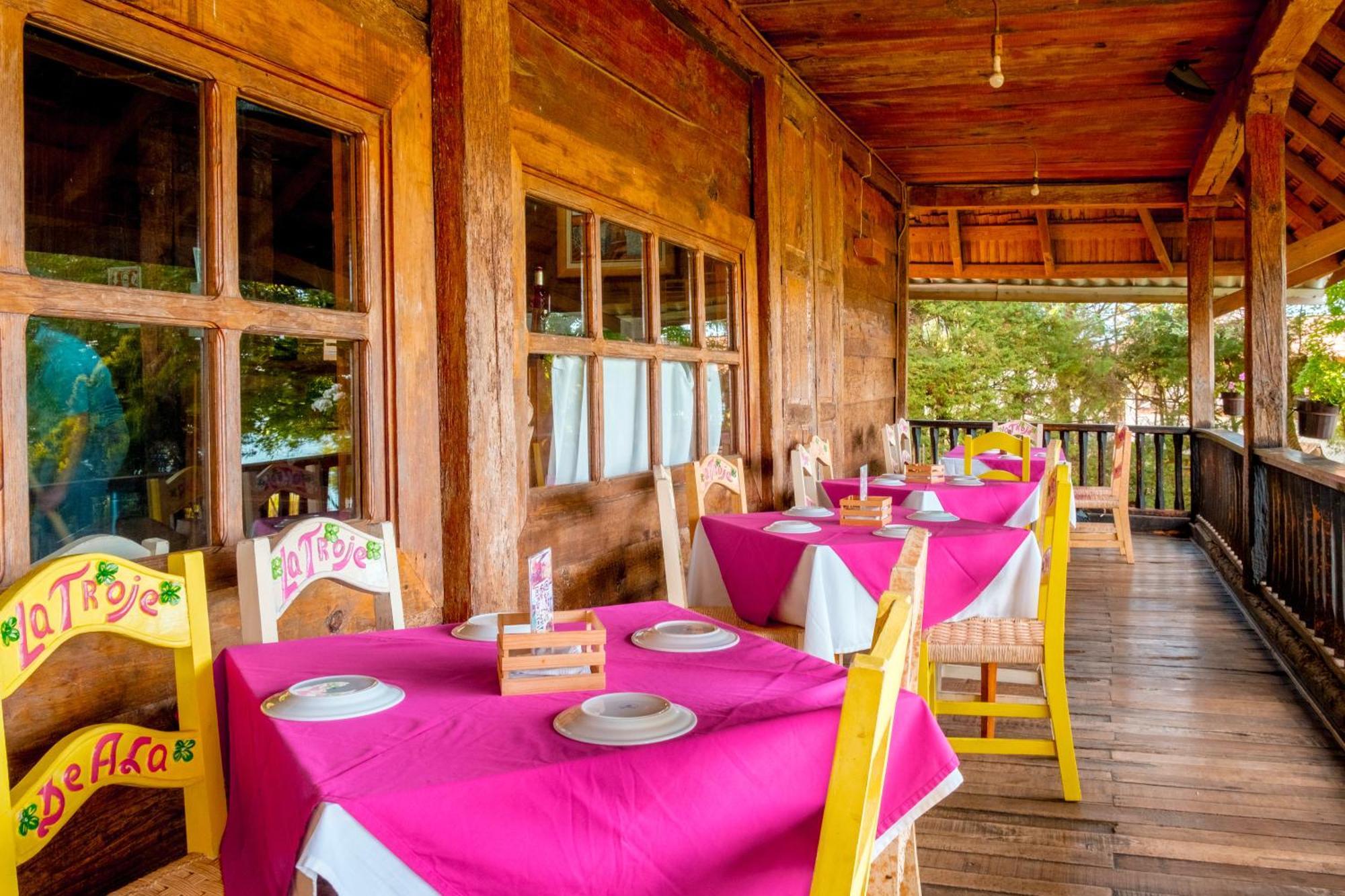 Zirahuen Forest And Resort Dış mekan fotoğraf