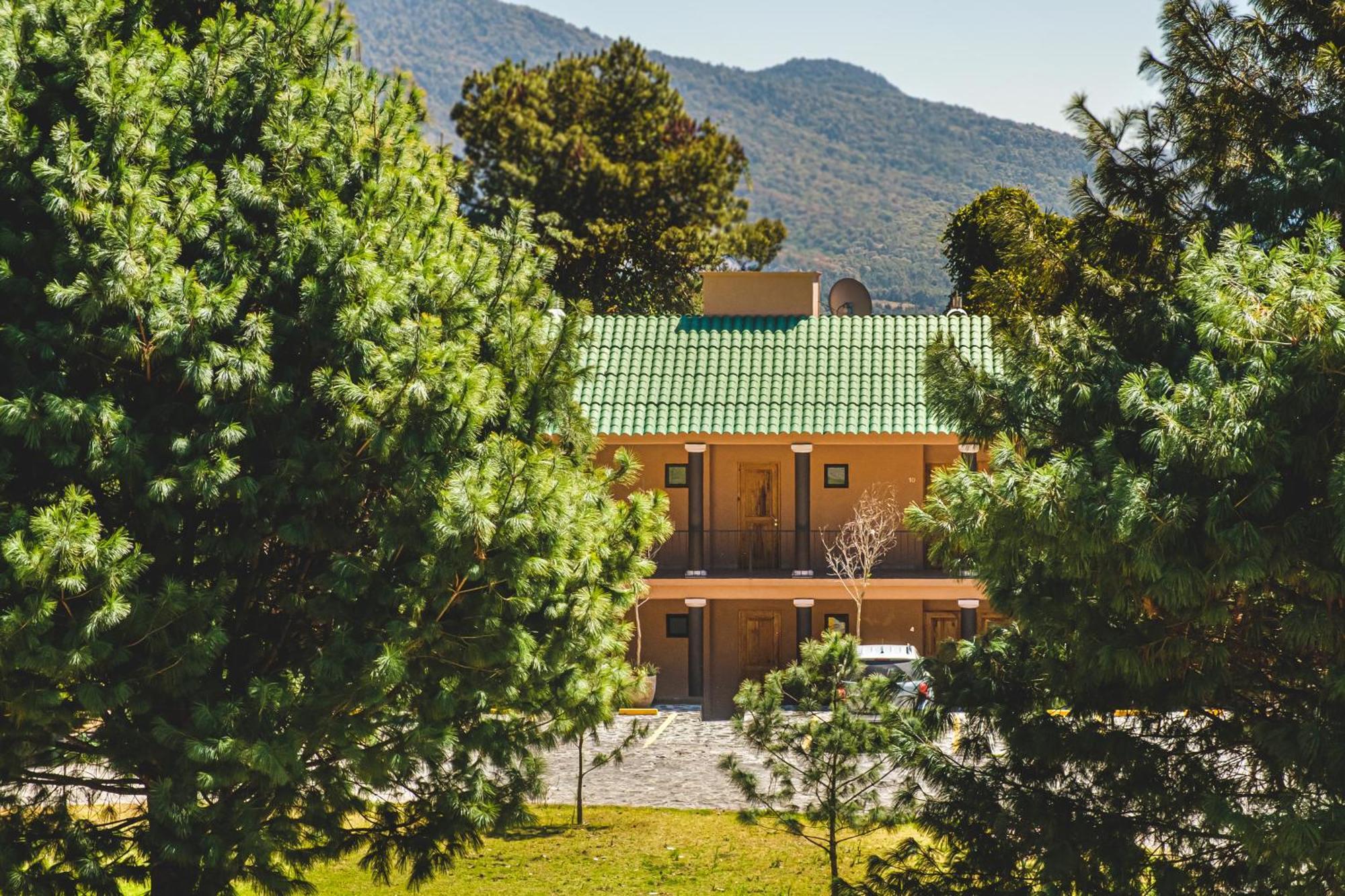 Zirahuen Forest And Resort Dış mekan fotoğraf